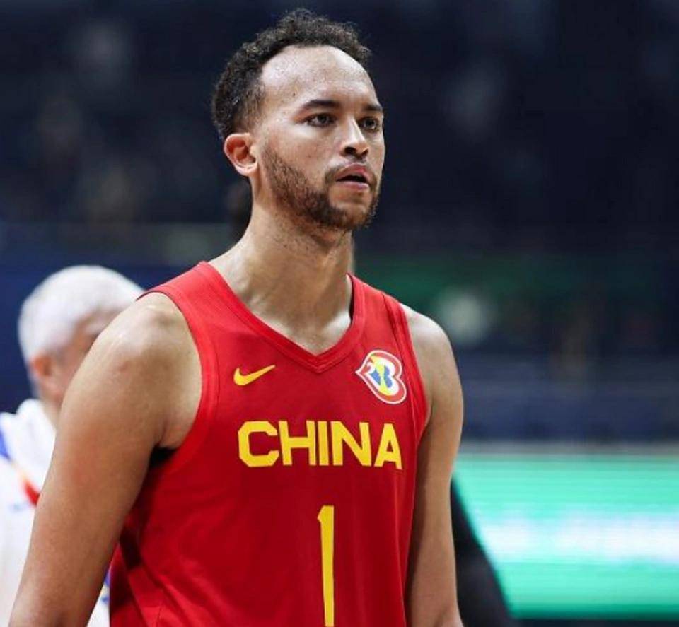 NBA官方正式公开！李凯尔国籍更新：美国