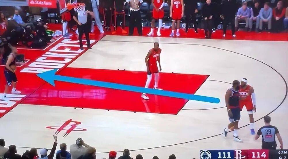 突发！哈登遭快船球迷炮轰！