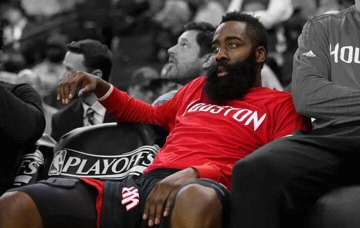 突发！哈登遭快船球迷炮轰！